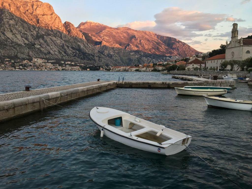 House By The Sea Villa Tivat Bagian luar foto